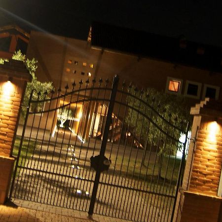 Agriturismo Colombarino Villa เดเซนซาโนเดลการ์ดา ภายนอก รูปภาพ